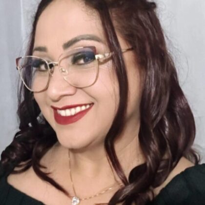 Terapeuta Elisangela Hipólito Pereira