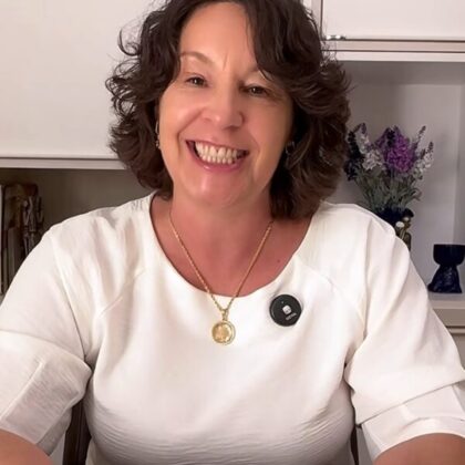 Terapeuta ROSÍANE DE CAMARGO