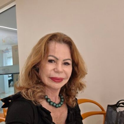 Terapeuta Mírtala Carvalho Delmondez